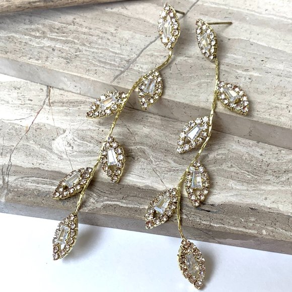 NEW~ Anthropologie BHLDN Long Crystal Vine Silver Earrings - Picture 7 of 8